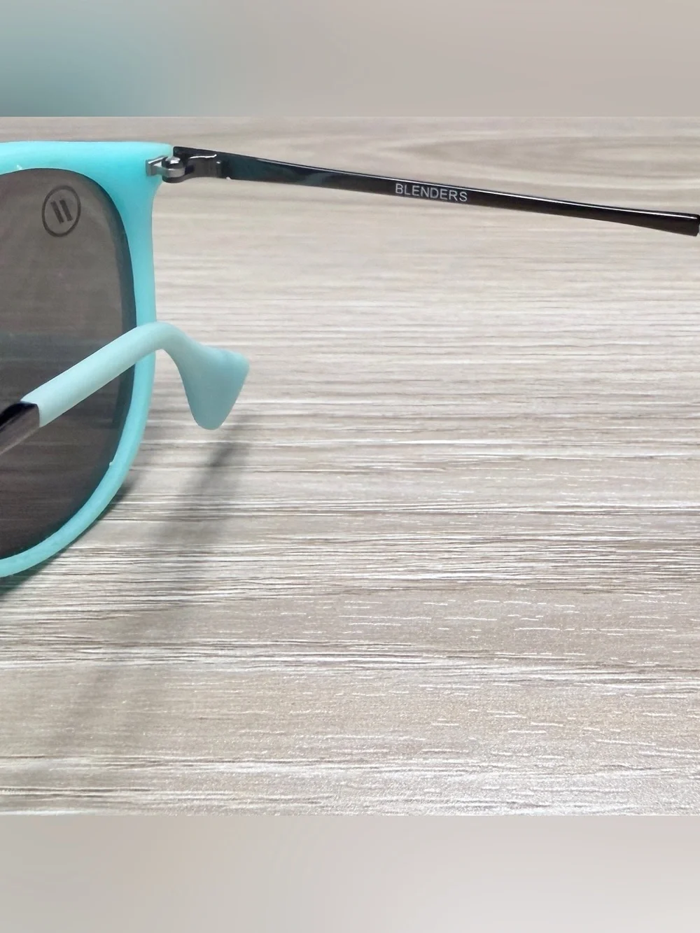 Blenders Eyewear Avalon Breeze Polarized Sunglasses (Matte Blue/Silver Mirror)